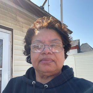 Meet your Posher, Vallay